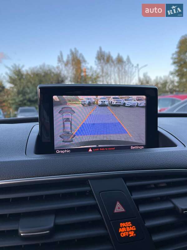 Позашляховик / Кросовер Audi Q3 2016 в Львові