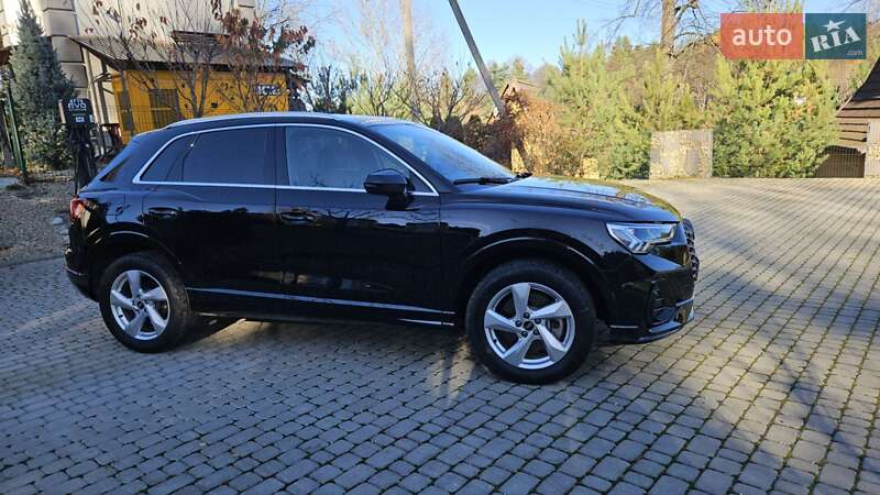 Позашляховик / Кросовер Audi Q3 2022 в Старому Самборі фото 10 Позашляховик / Кросовер Audi Q3 2022 в Старому Самборі