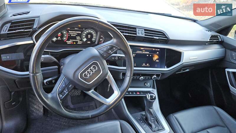 Позашляховик / Кросовер Audi Q3 2022 в Старому Самборі фото 14 Позашляховик / Кросовер Audi Q3 2022 в Старому Самборі