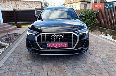 Внедорожник / Кроссовер Audi Q3 2019 в Стрые