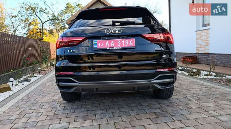 Внедорожник / Кроссовер Audi Q3 2019 в Стрые