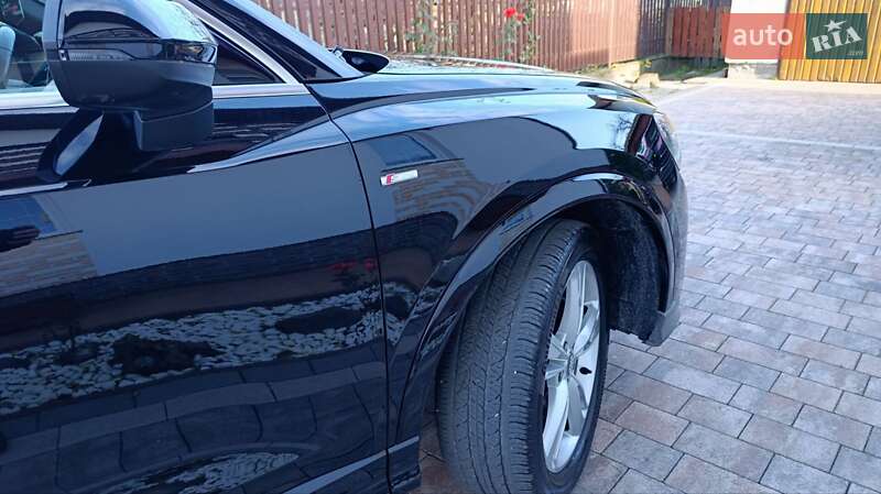 Внедорожник / Кроссовер Audi Q3 2019 в Стрые