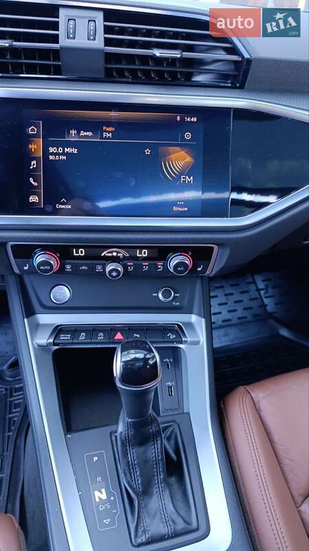 Внедорожник / Кроссовер Audi Q3 2019 в Стрые