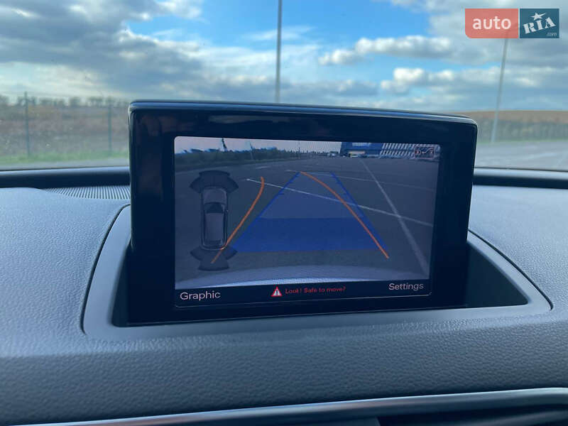 Внедорожник / Кроссовер Audi Q3 2016 в Ровно