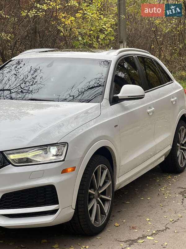 Внедорожник / Кроссовер Audi Q3 2018 в Днепре
