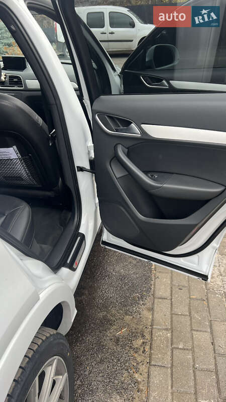 Внедорожник / Кроссовер Audi Q3 2018 в Днепре