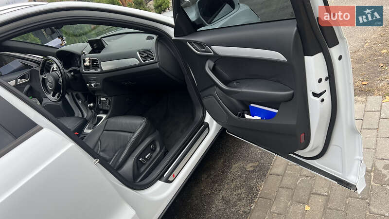 Внедорожник / Кроссовер Audi Q3 2018 в Днепре