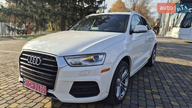 Внедорожник / Кроссовер Audi Q3 2016 в Луцке
