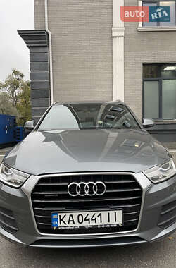 Позашляховик / Кросовер Audi Q3 2016 в Києві