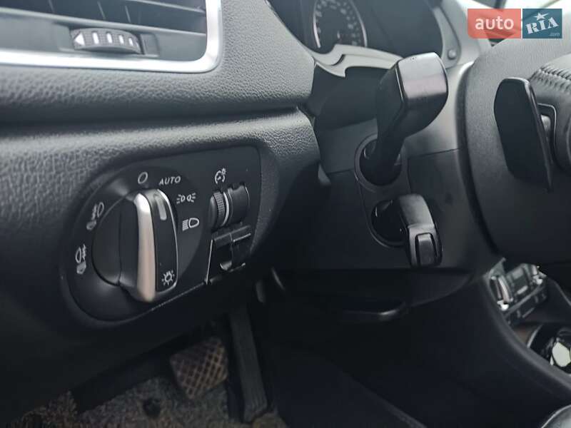 Внедорожник / Кроссовер Audi Q3 2014 в Бердичеве