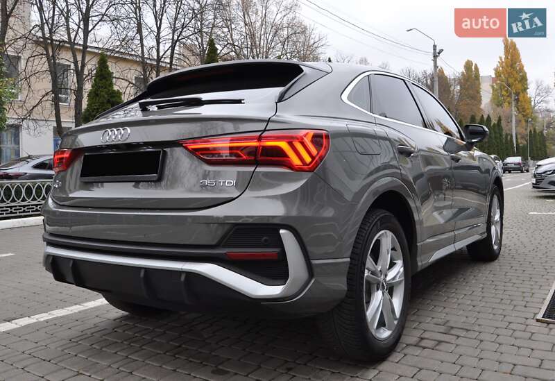 Внедорожник / Кроссовер Audi Q3 2020 в Одессе