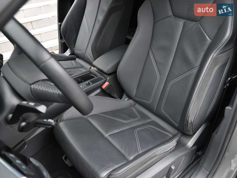 Внедорожник / Кроссовер Audi Q3 2020 в Одессе