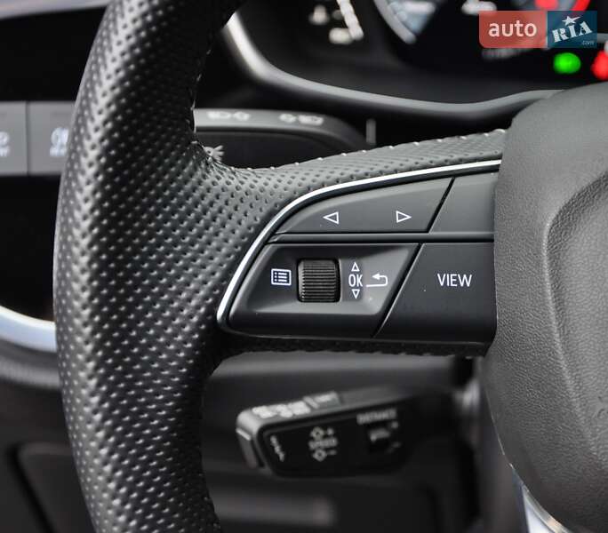 Внедорожник / Кроссовер Audi Q3 2020 в Одессе