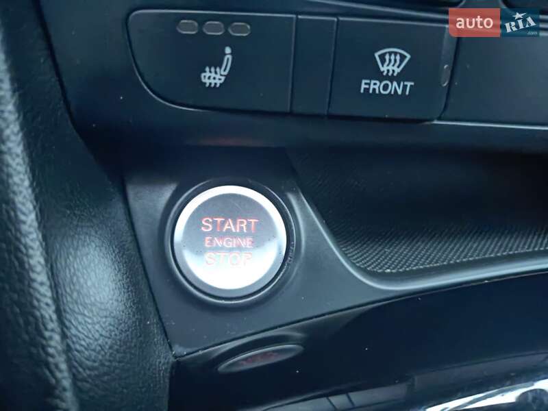 Внедорожник / Кроссовер Audi Q3 2014 в Бердичеве