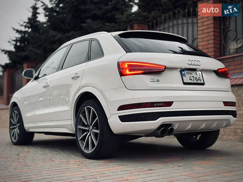 Позашляховик / Кросовер Audi Q3 2017 в Одесі