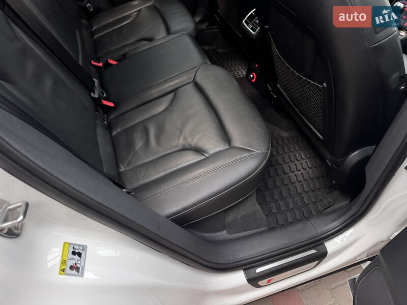 Позашляховик / Кросовер Audi Q3 2017 в Одесі