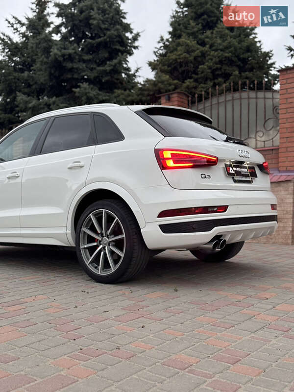 Позашляховик / Кросовер Audi Q3 2017 в Одесі