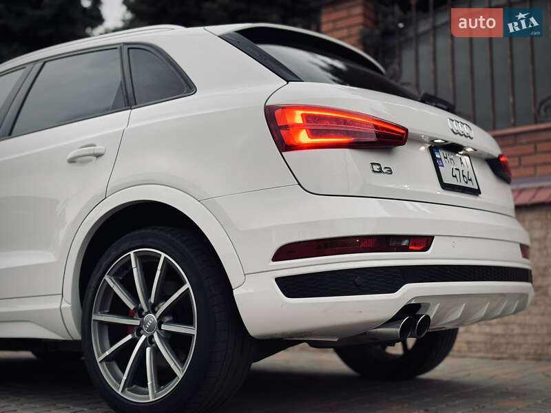 Позашляховик / Кросовер Audi Q3 2017 в Одесі