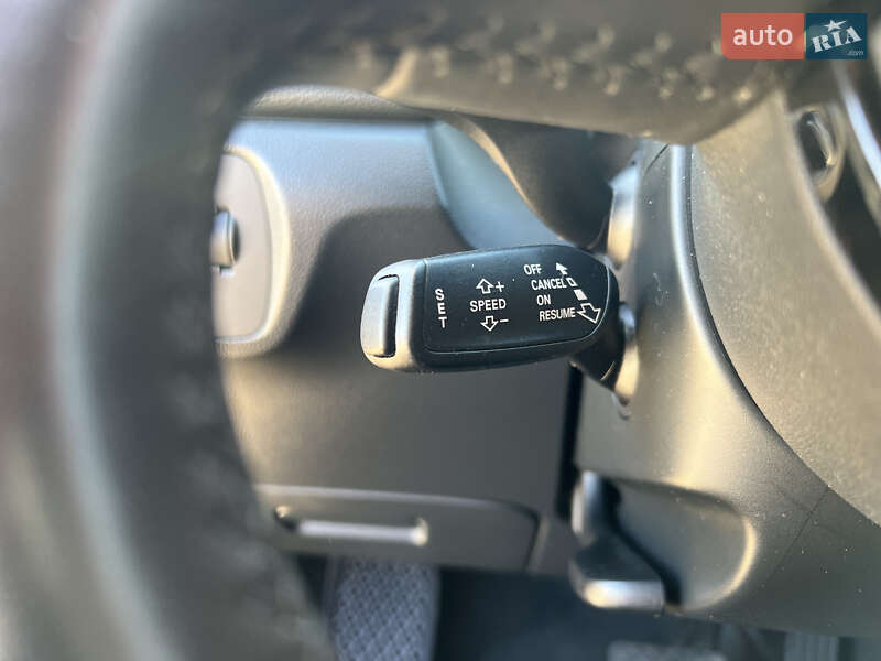 Внедорожник / Кроссовер Audi Q3 2014 в Львове фото 21 Внедорожник / Кроссовер Audi Q3 2014 в Львове