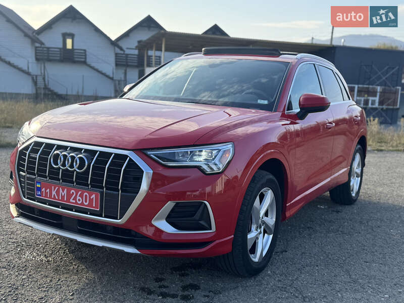 Внедорожник / Кроссовер Audi Q3 2019 в Вижнице