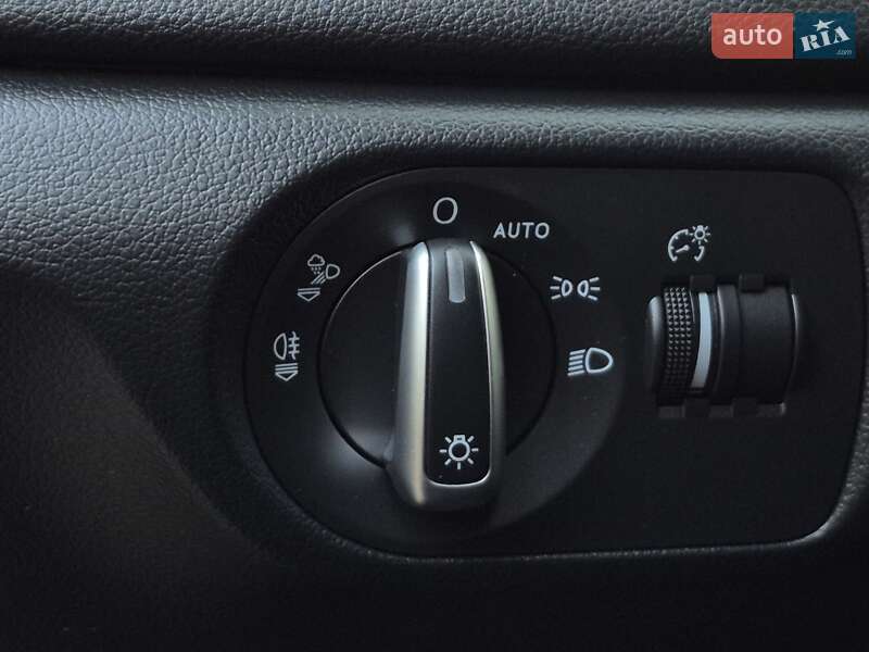 Позашляховик / Кросовер Audi Q3 2016 в Львові