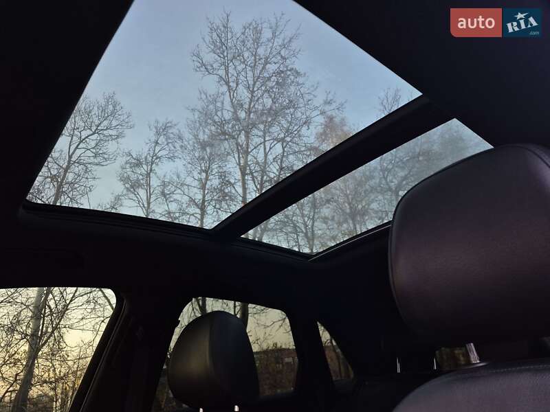 Позашляховик / Кросовер Audi Q3 2016 в Львові