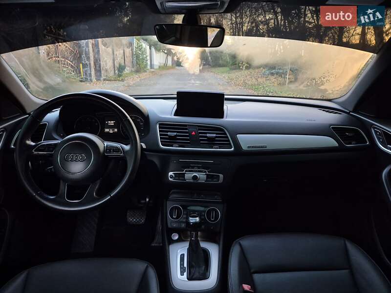 Позашляховик / Кросовер Audi Q3 2016 в Львові