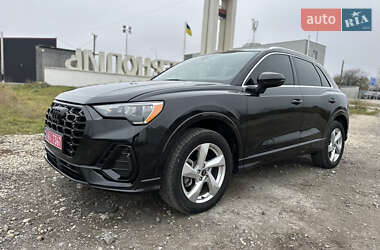Внедорожник / Кроссовер Audi Q3 2021 в Тернополе