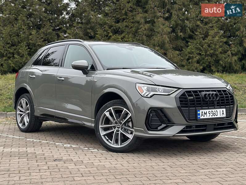 Внедорожник / Кроссовер Audi Q3 2023 в Киеве