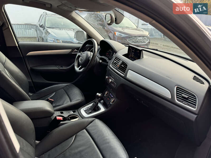 Позашляховик / Кросовер Audi Q3 2015 в Ужгороді фото 15 Позашляховик / Кросовер Audi Q3 2015 в Ужгороді