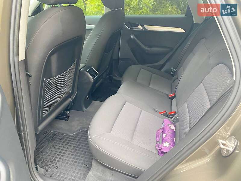 Позашляховик / Кросовер Audi Q3 2016 в Одесі