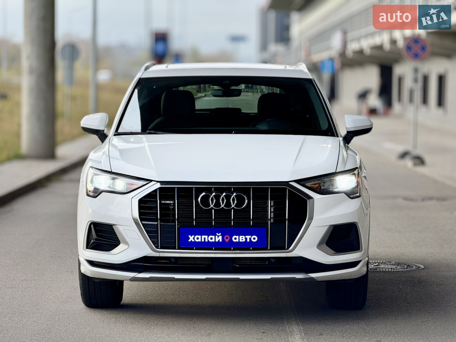 2019 Audi Q3 - мініатюра 2