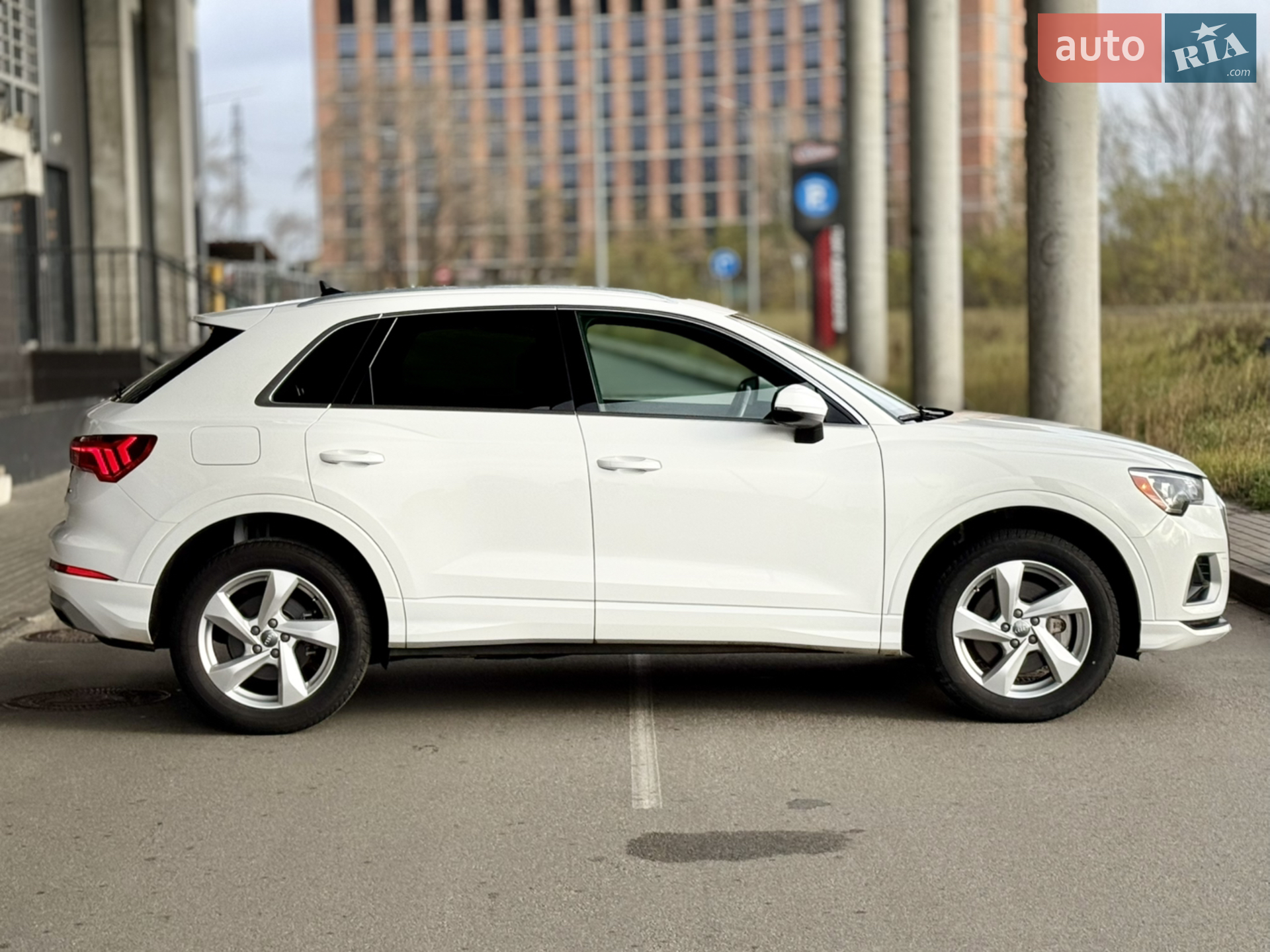 2019 Audi Q3 - мініатюра 4