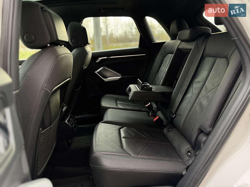 Внедорожник / Кроссовер Audi Q3 2019 в Киеве фото 19 Внедорожник / Кроссовер Audi Q3 2019 в Киеве