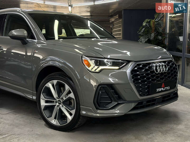 Позашляховик / Кросовер Audi Q3 2020 в Одесі