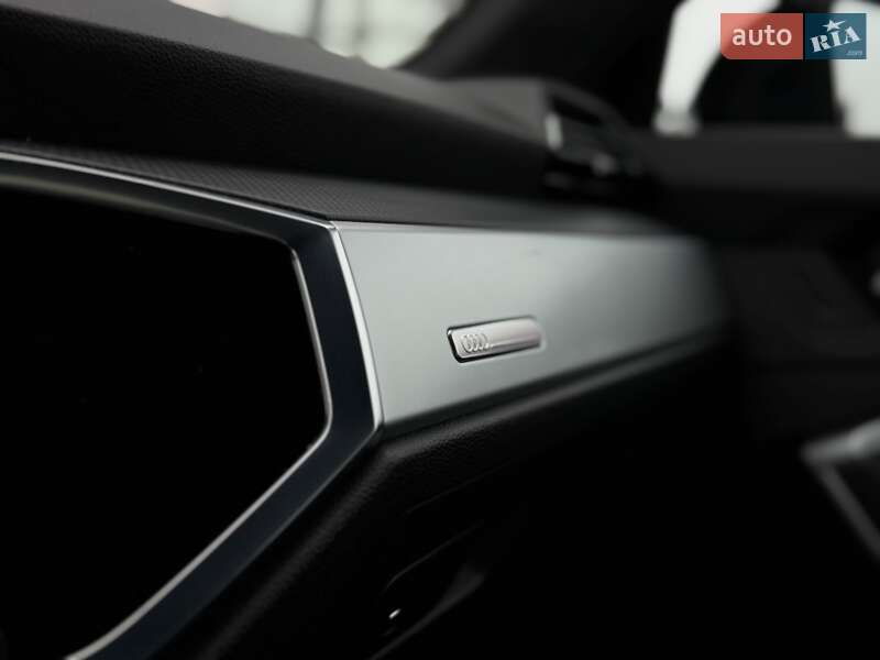 Внедорожник / Кроссовер Audi Q3 2019 в Мукачево фото 81 Внедорожник / Кроссовер Audi Q3 2019 в Мукачево