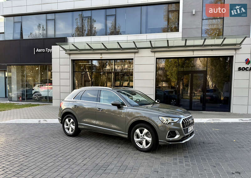 Позашляховик / Кросовер Audi Q3 2019 в Одесі фото 2 Позашляховик / Кросовер Audi Q3 2019 в Одесі