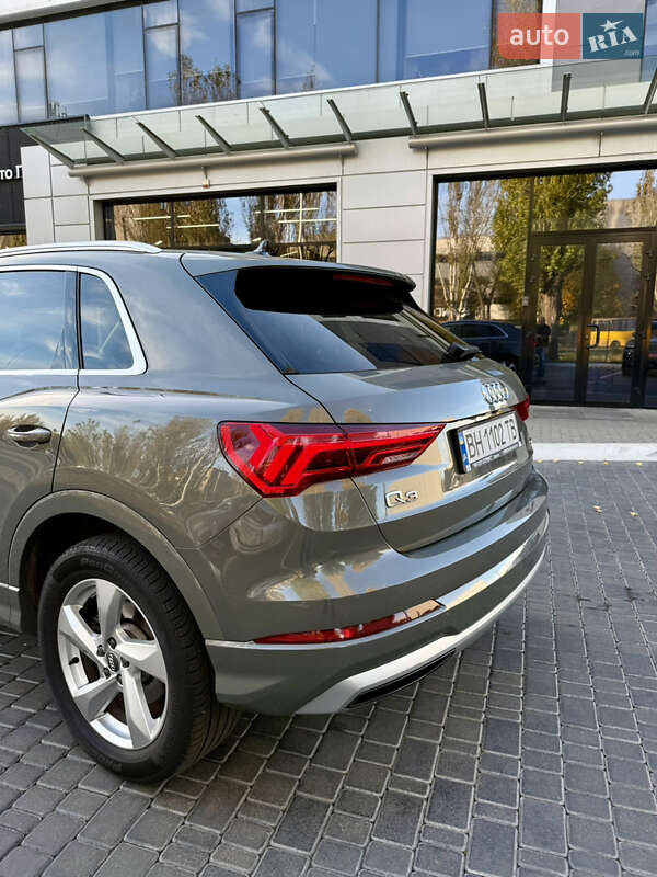 Позашляховик / Кросовер Audi Q3 2019 в Одесі фото 12 Позашляховик / Кросовер Audi Q3 2019 в Одесі