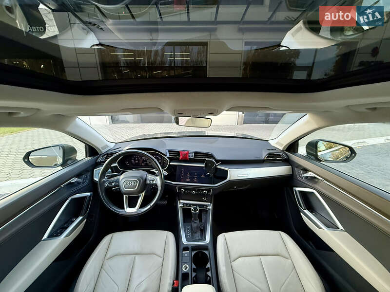 Позашляховик / Кросовер Audi Q3 2019 в Одесі фото 16 Позашляховик / Кросовер Audi Q3 2019 в Одесі
