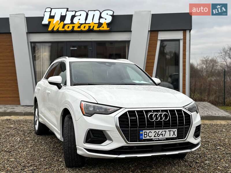 Внедорожник / Кроссовер Audi Q3 2020 в Стрые