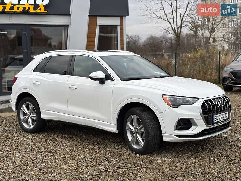 Внедорожник / Кроссовер Audi Q3 2020 в Стрые
