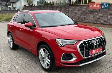 Позашляховик / Кросовер Audi Q3 2020 в Рівному