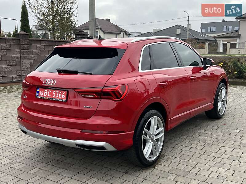 Внедорожник / Кроссовер Audi Q3 2020 в Ровно