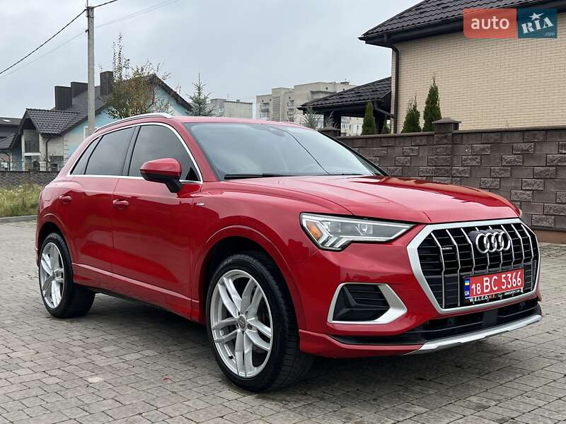 Внедорожник / Кроссовер Audi Q3 2020 в Ровно
