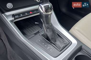 Внедорожник / Кроссовер Audi Q3 2020 в Ровно