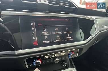 Внедорожник / Кроссовер Audi Q3 2020 в Ровно
