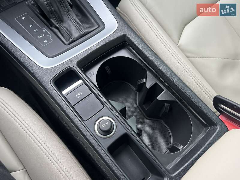 Внедорожник / Кроссовер Audi Q3 2020 в Ровно