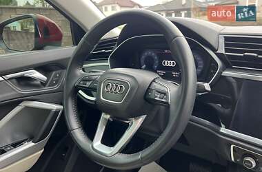 Внедорожник / Кроссовер Audi Q3 2020 в Ровно
