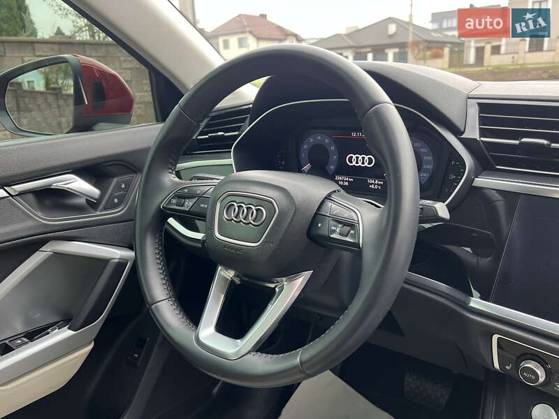 Внедорожник / Кроссовер Audi Q3 2020 в Ровно