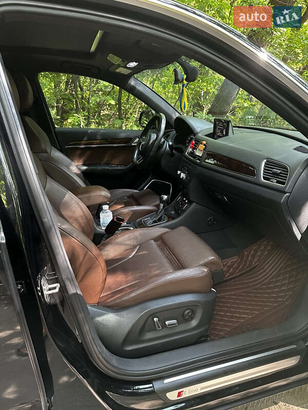 Позашляховик / Кросовер Audi Q3 2017 в Карлівці